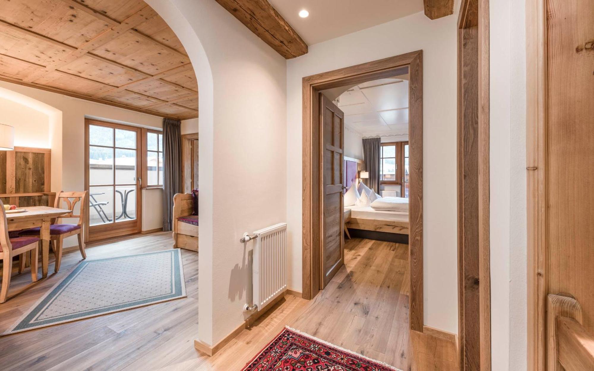 Mirabell Dolomites Hotel - Luxury Ayurveda & Spa Olang Exteriör bild
