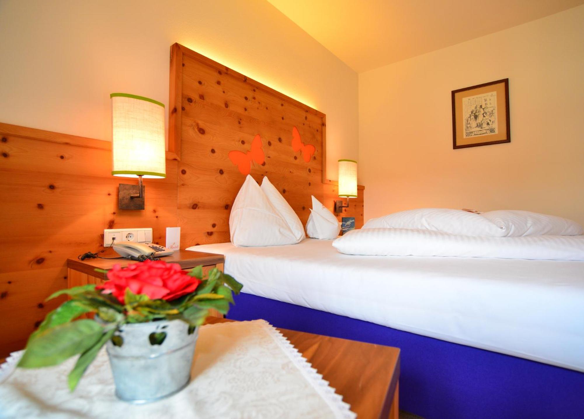 Mirabell Dolomites Hotel - Luxury Ayurveda & Spa Olang Exteriör bild
