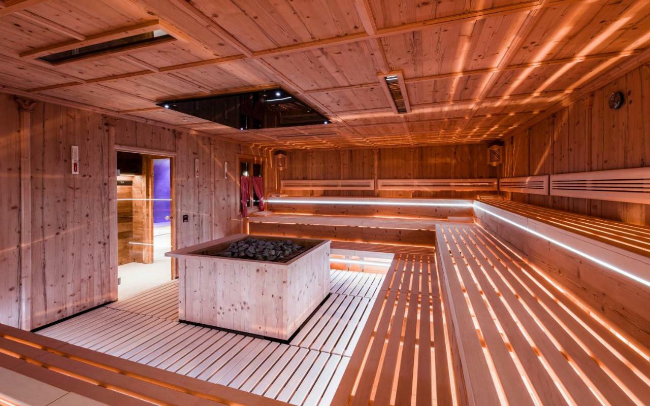 Mirabell Dolomites Hotel - Luxury Ayurveda & Spa Olang Exteriör bild